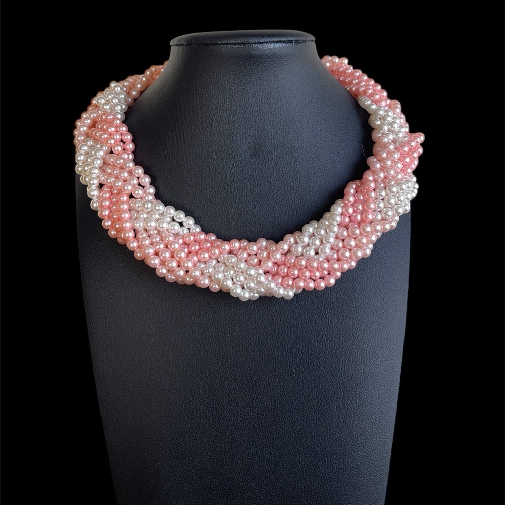 Vintage Mid Century Japan Faux Pearl Pink and White Choker Necklace J Clasp
